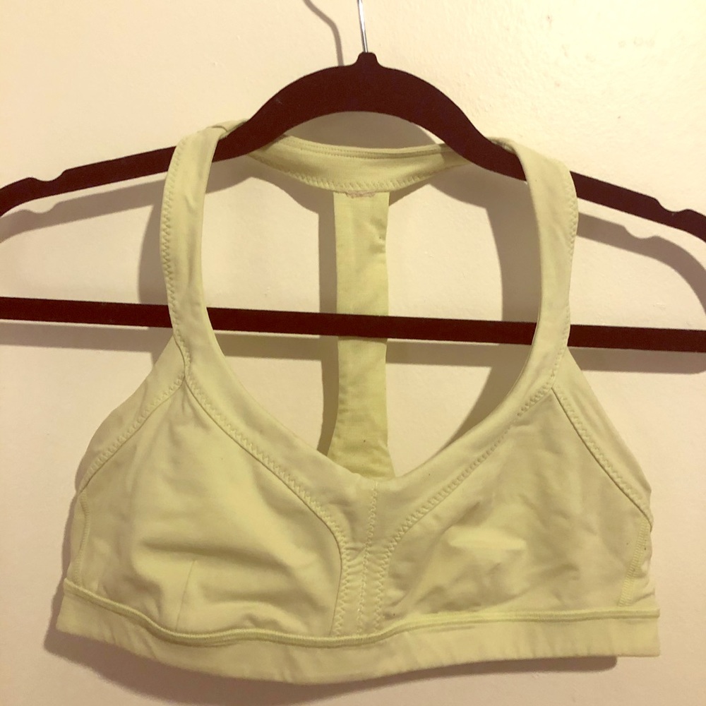 Lululemon sports bra